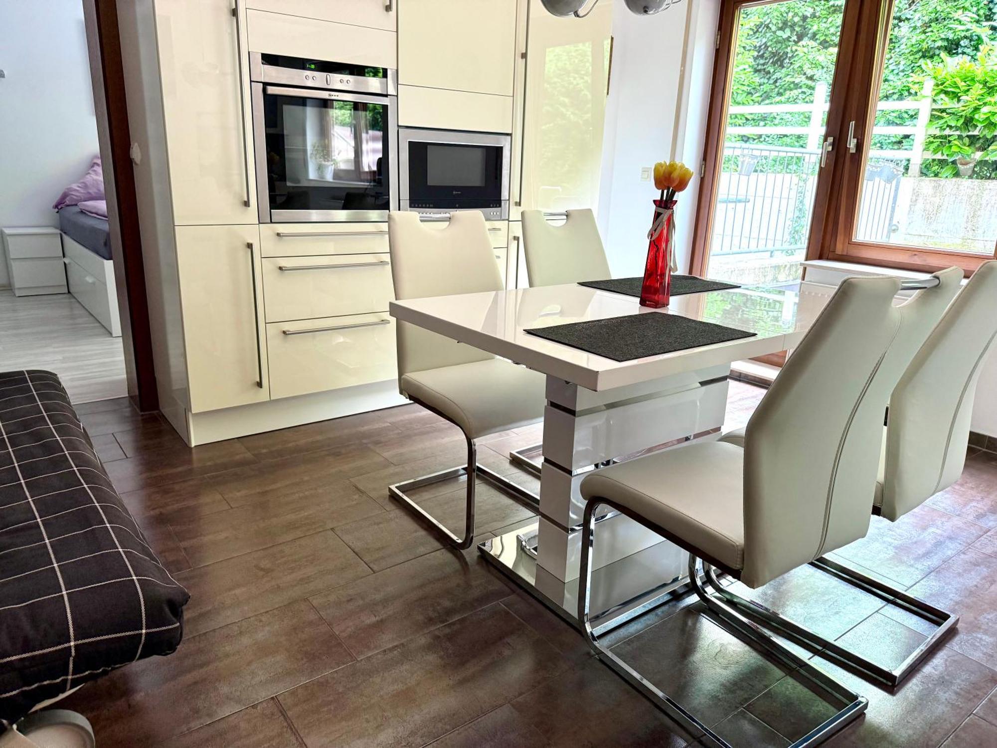 Wunderschoenes 2 Zimmer Apartment Zentrum Goldstadt Pforzheim Eksteriør billede