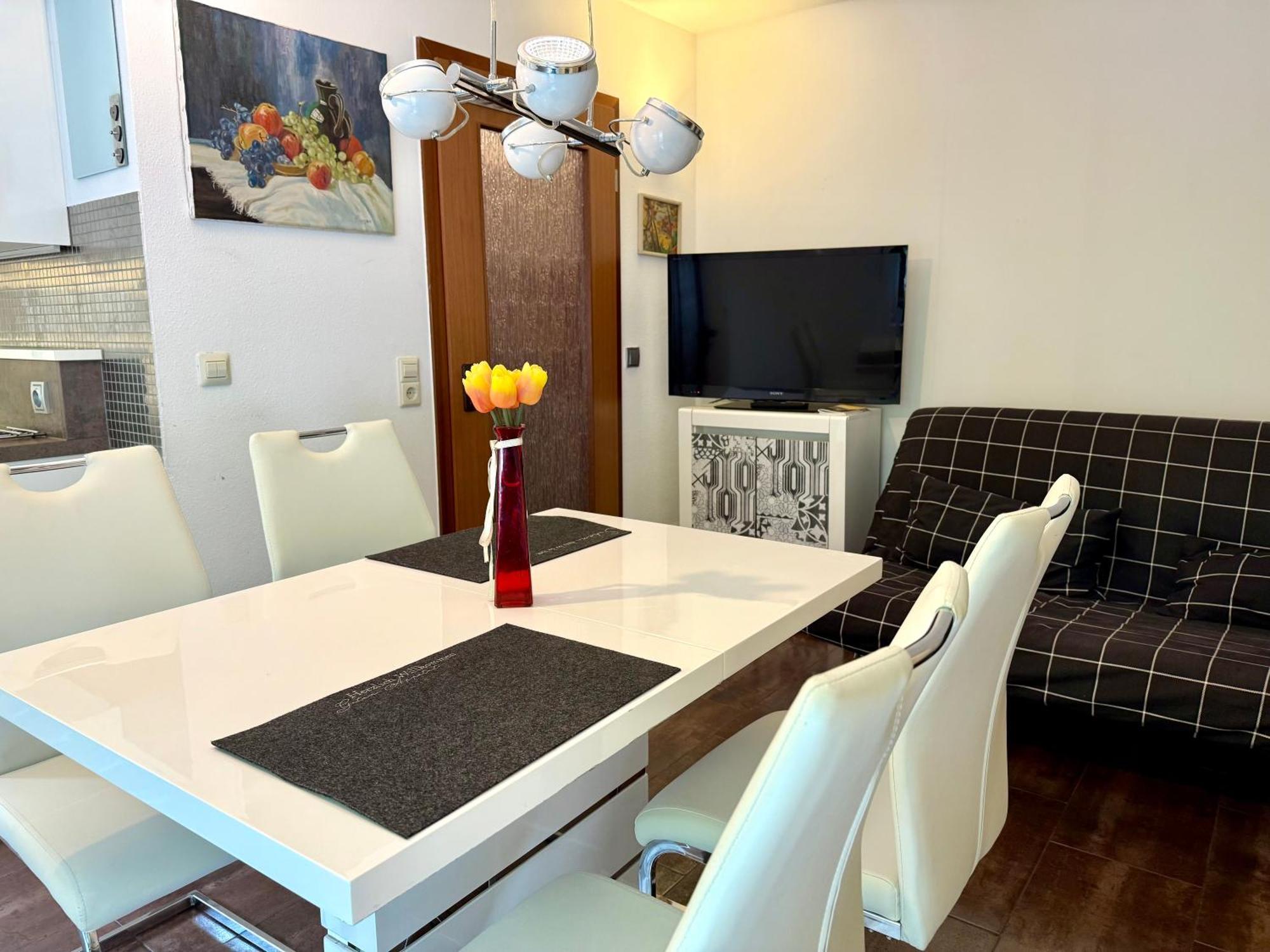 Wunderschoenes 2 Zimmer Apartment Zentrum Goldstadt Pforzheim Eksteriør billede